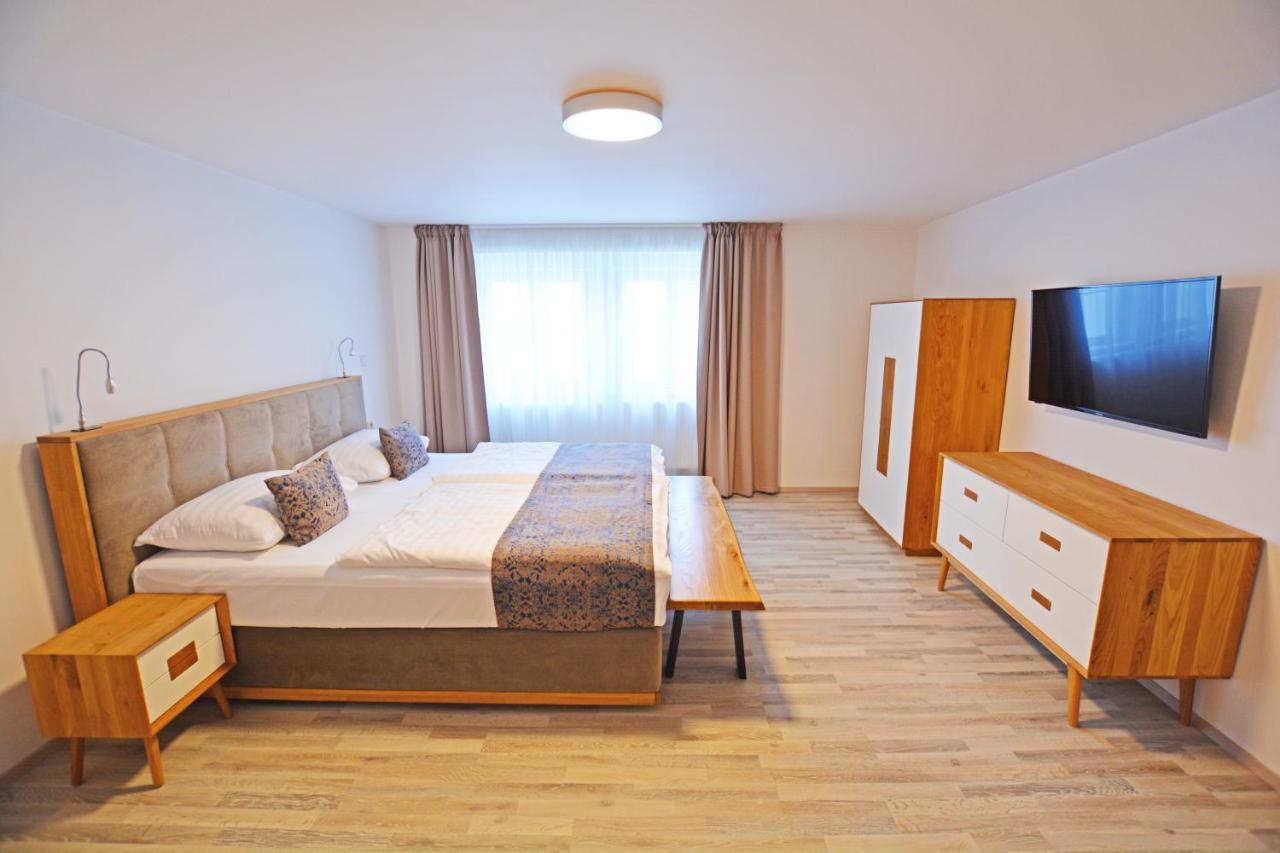 Karlova - Mostecka 10 St Depandance Lejlighedshotel Prag