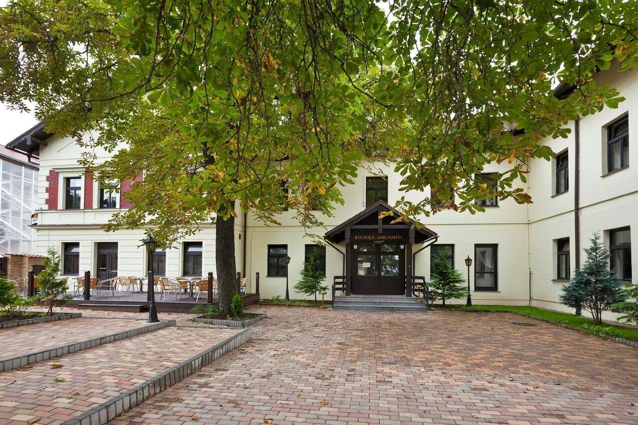 Branik Hotel 3*