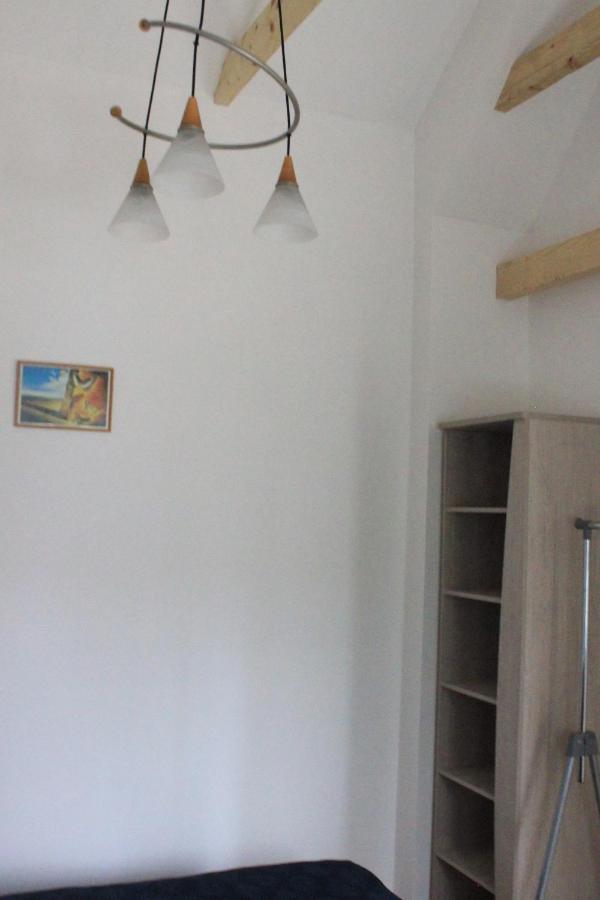 - Zbraslav, U Zamku Lägenhet Prag