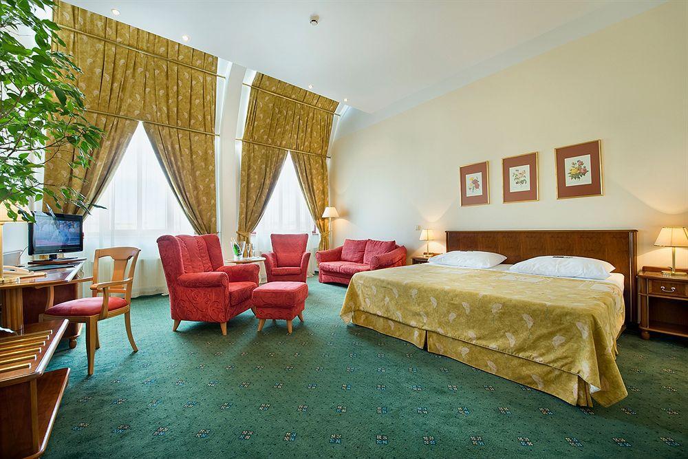 Ea Rokoko Hotel