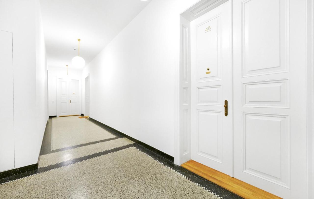Apartment Palace Dlazdena - New Town Prag