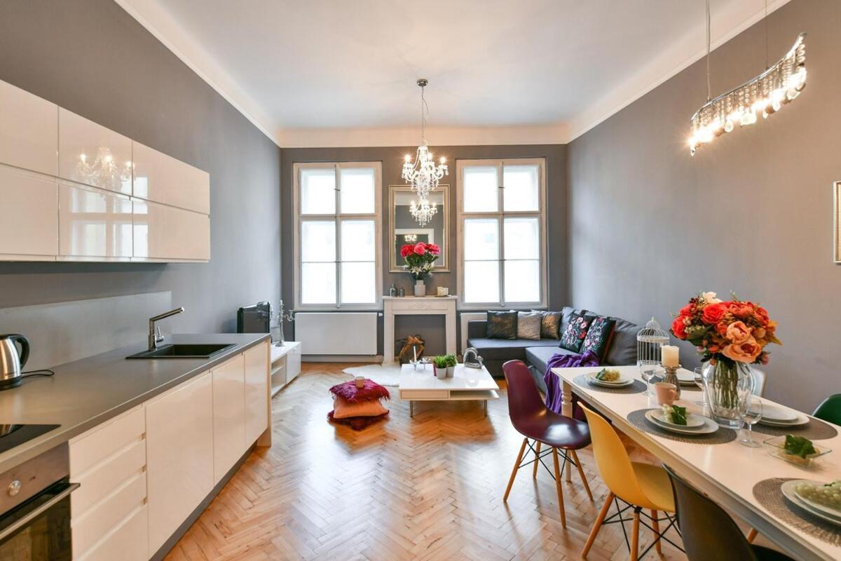 Cityscape Wenceslas Square Apartment Prag