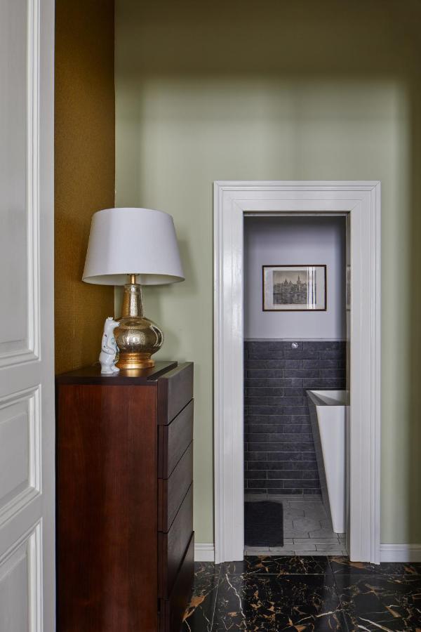 Homey In Lesser Town By Days Apartment Prag
