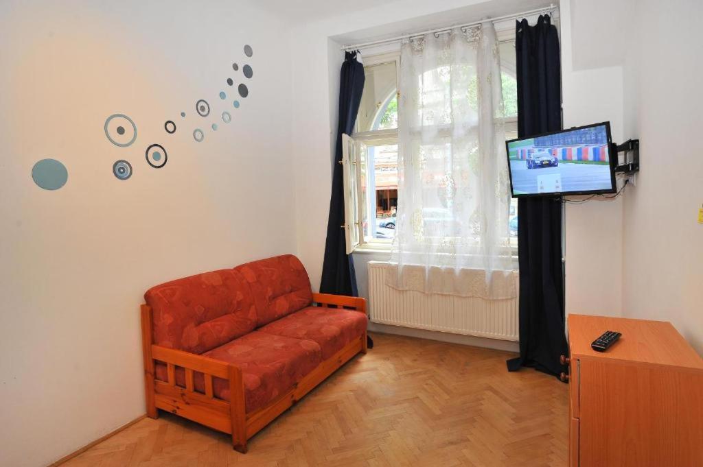 Vinohrady Ii Apartment
