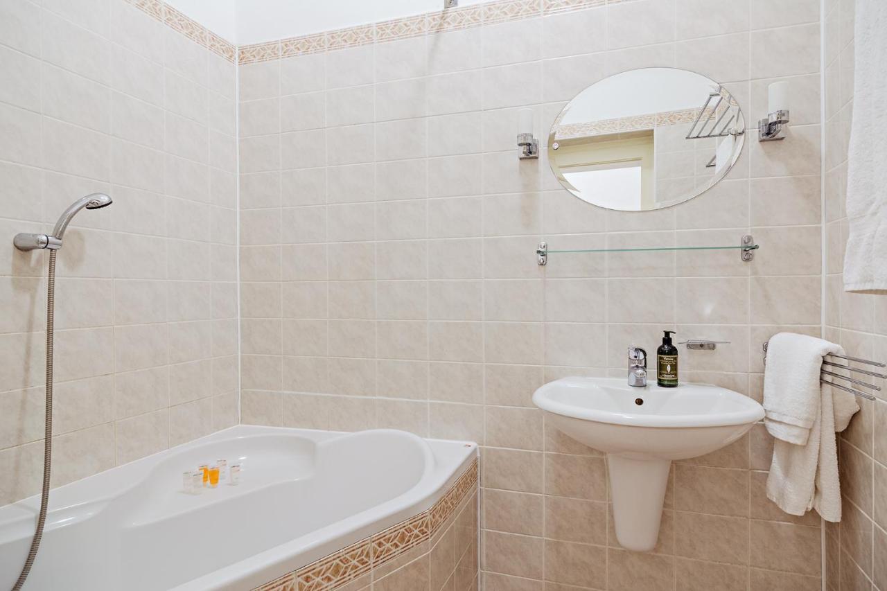 Apartment U Cerneho Medveda- At The Black Bear *