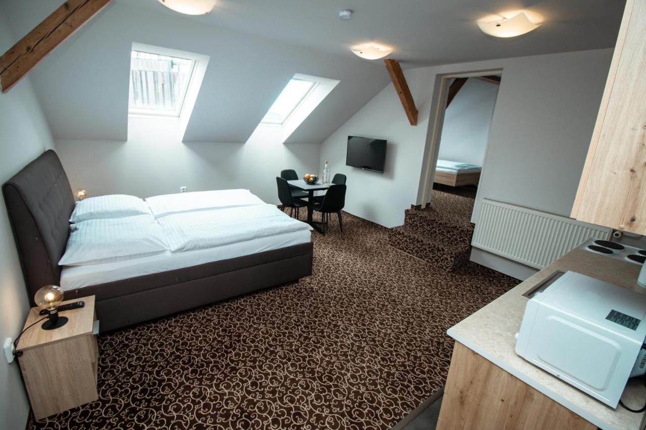 Brixen Hotell Prag
