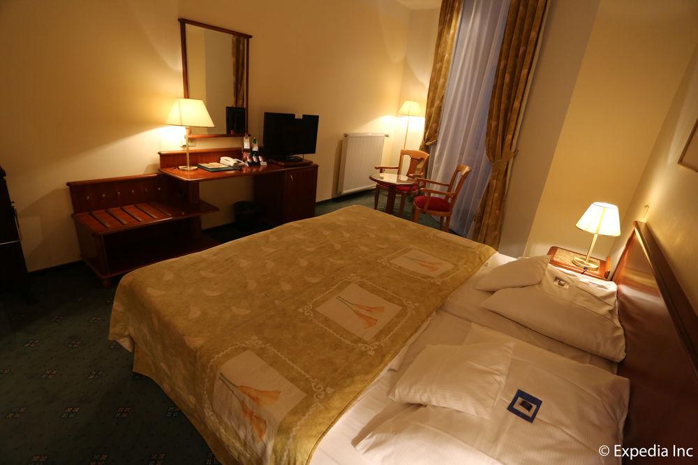 Ea Rokoko Hotel