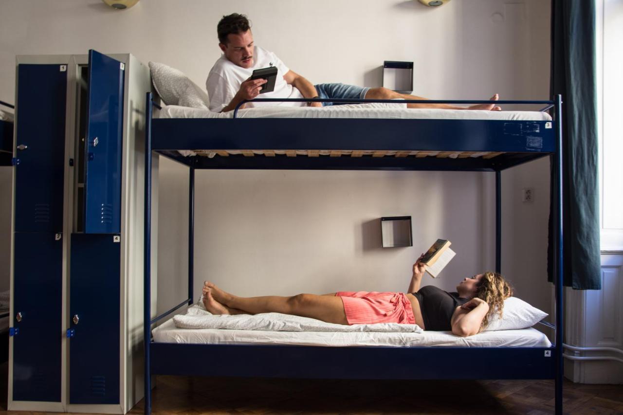 Hostel The Clock Praha