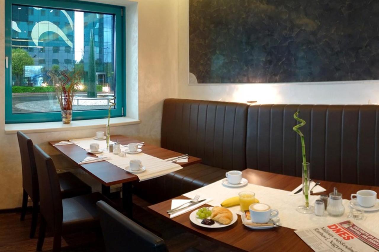 Amedia Express Prague, Trademark Collection By Wyndham Hotel 3*