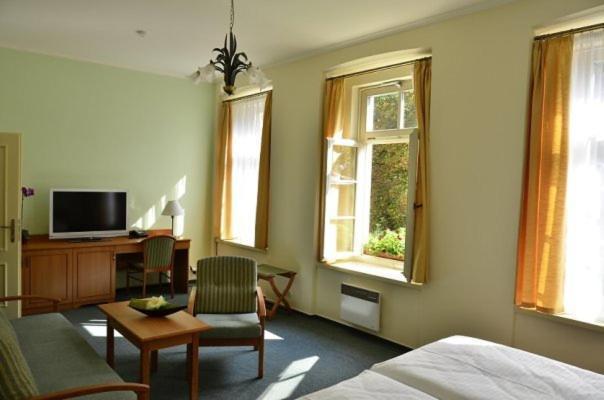 Hotell Castle 4*