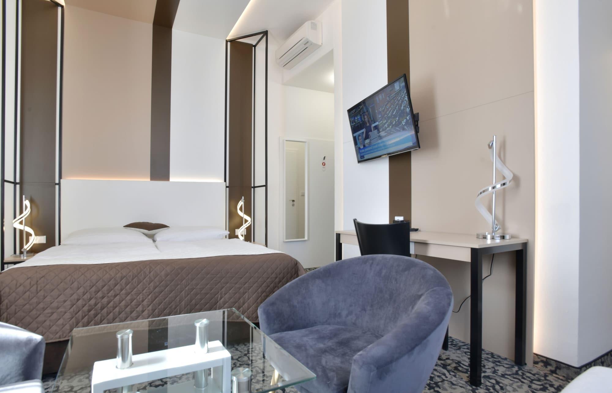 Machova 3* Prag