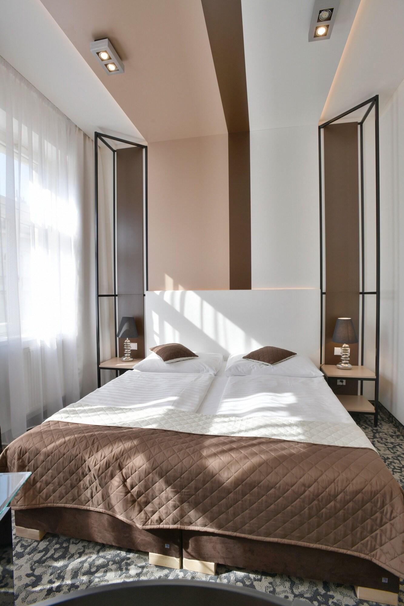 Machova 3* Prag