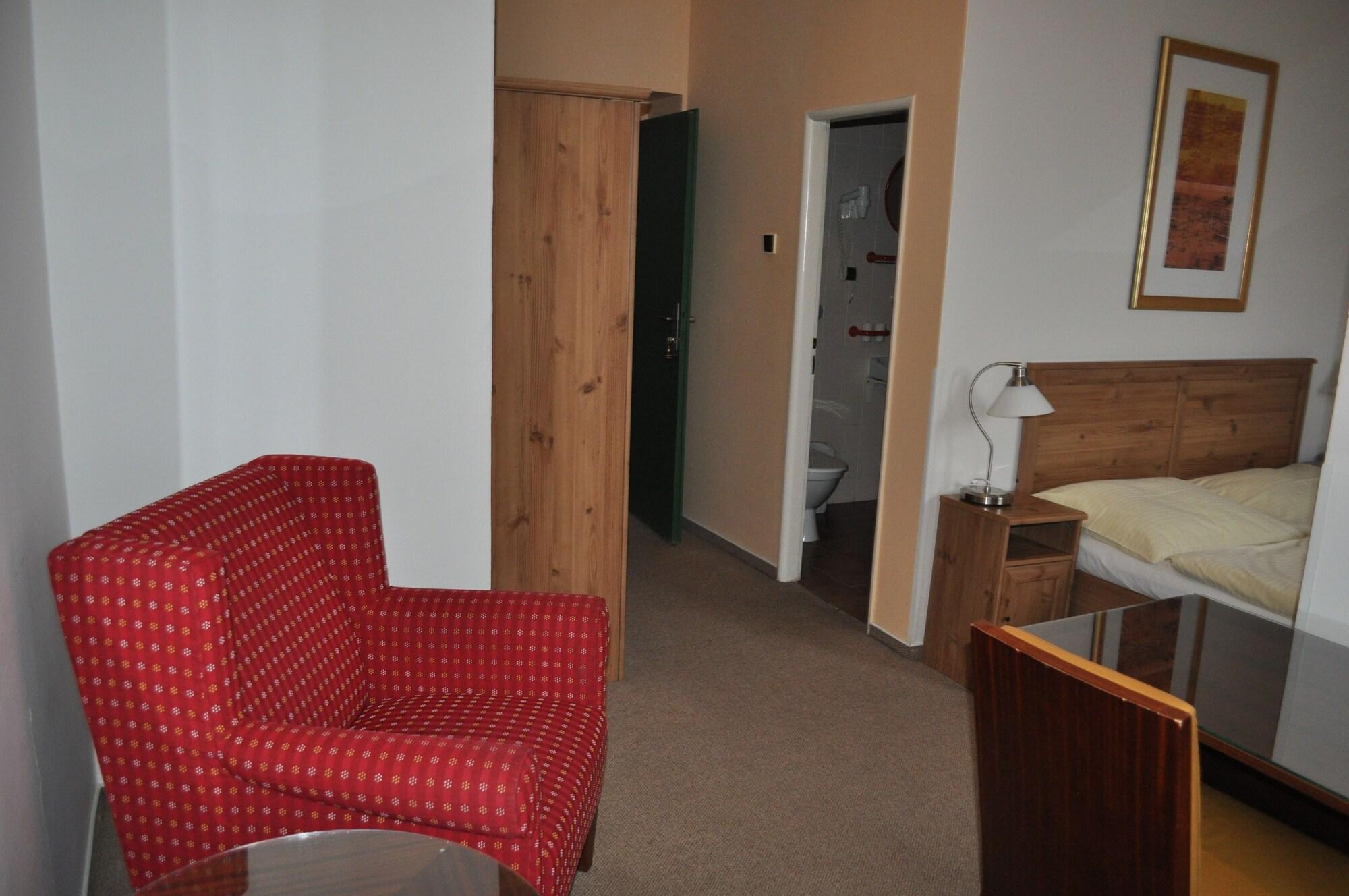 Hotell Svornost 3*