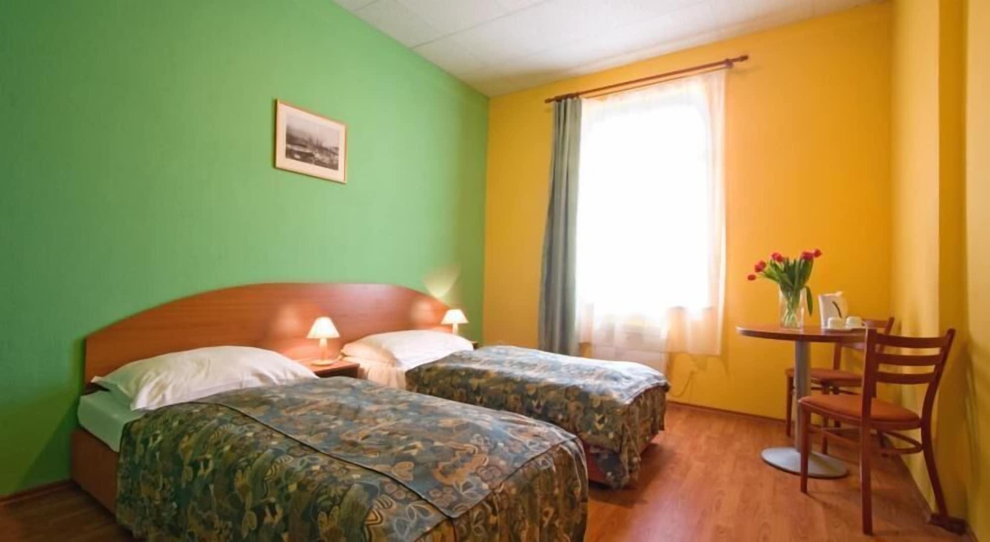 House Zizkov Hotel Prag