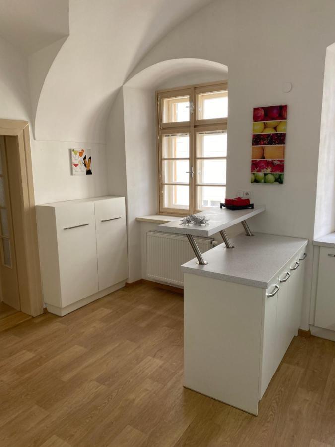 Nerudova Prag