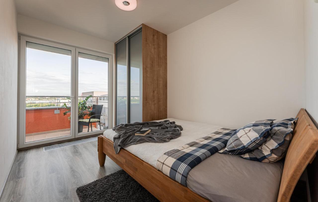 Penthouse Letnanske Zahrady Prag