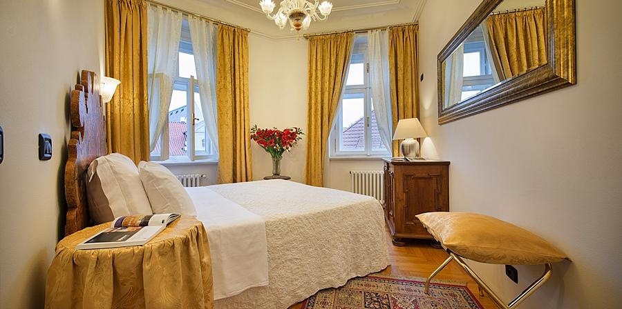 Charles Bridge Palace Hotell 4*