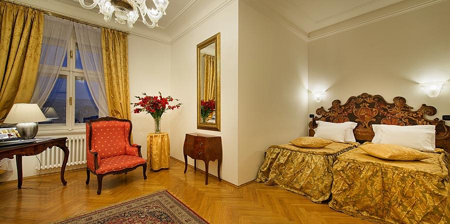 Hotell Charles Bridge Palace Prag