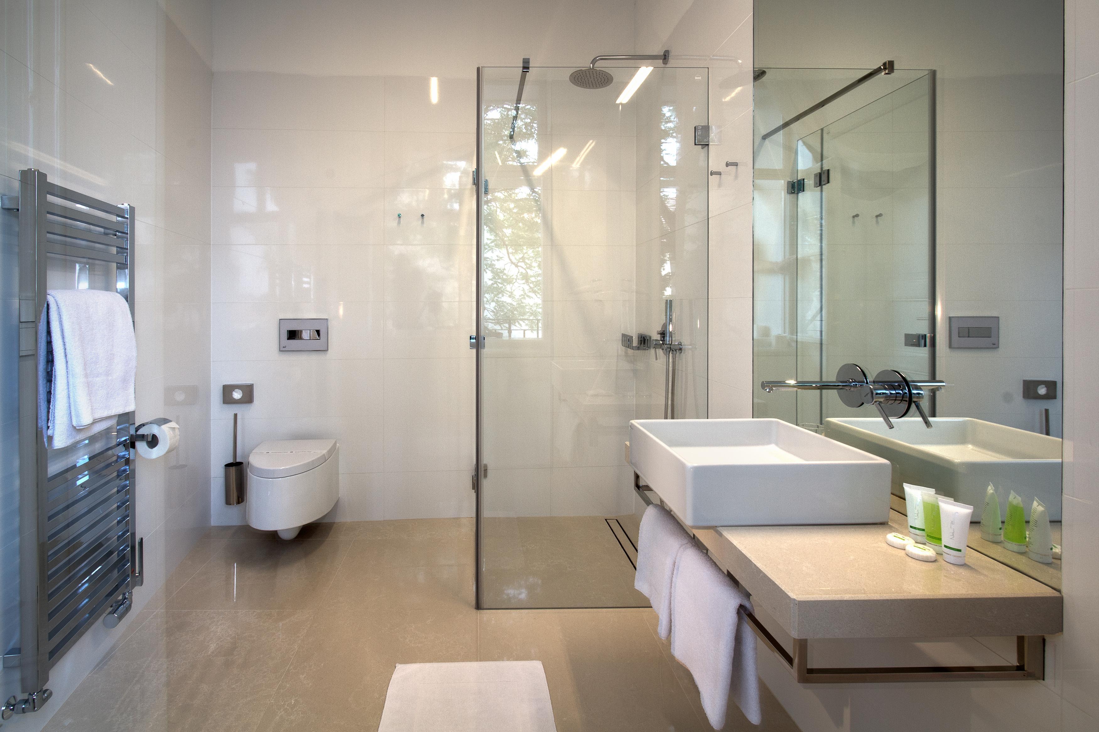 Bishop's House Hotel 4*