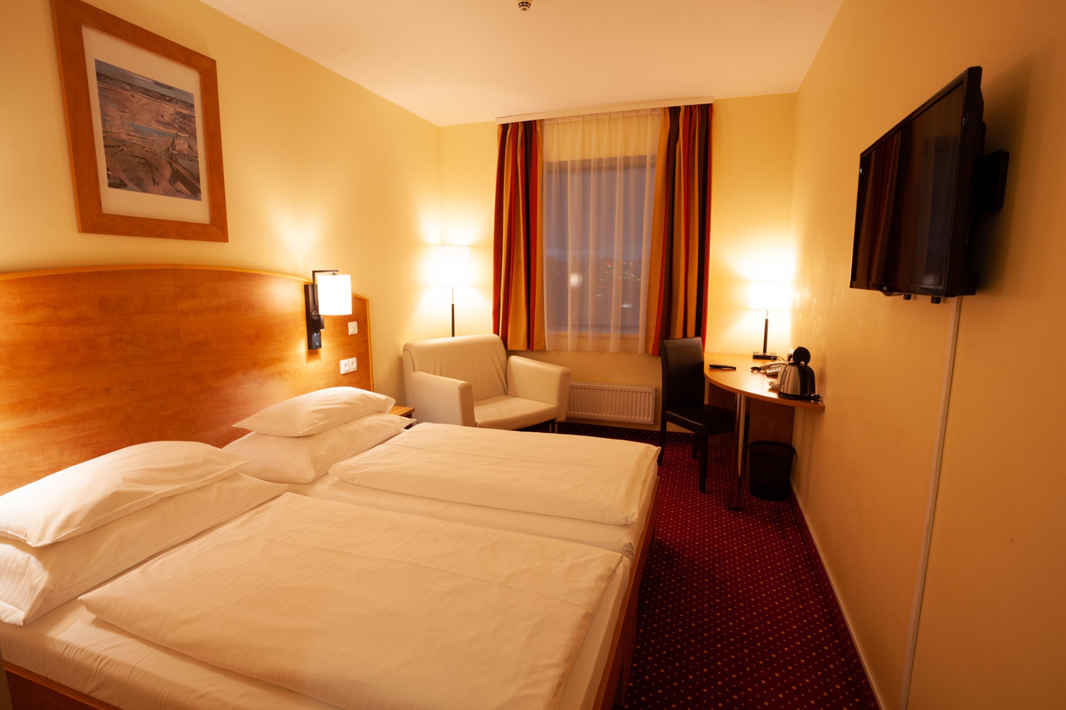 Amedia Express Prague, Trademark Collection By Wyndham 3* Prague