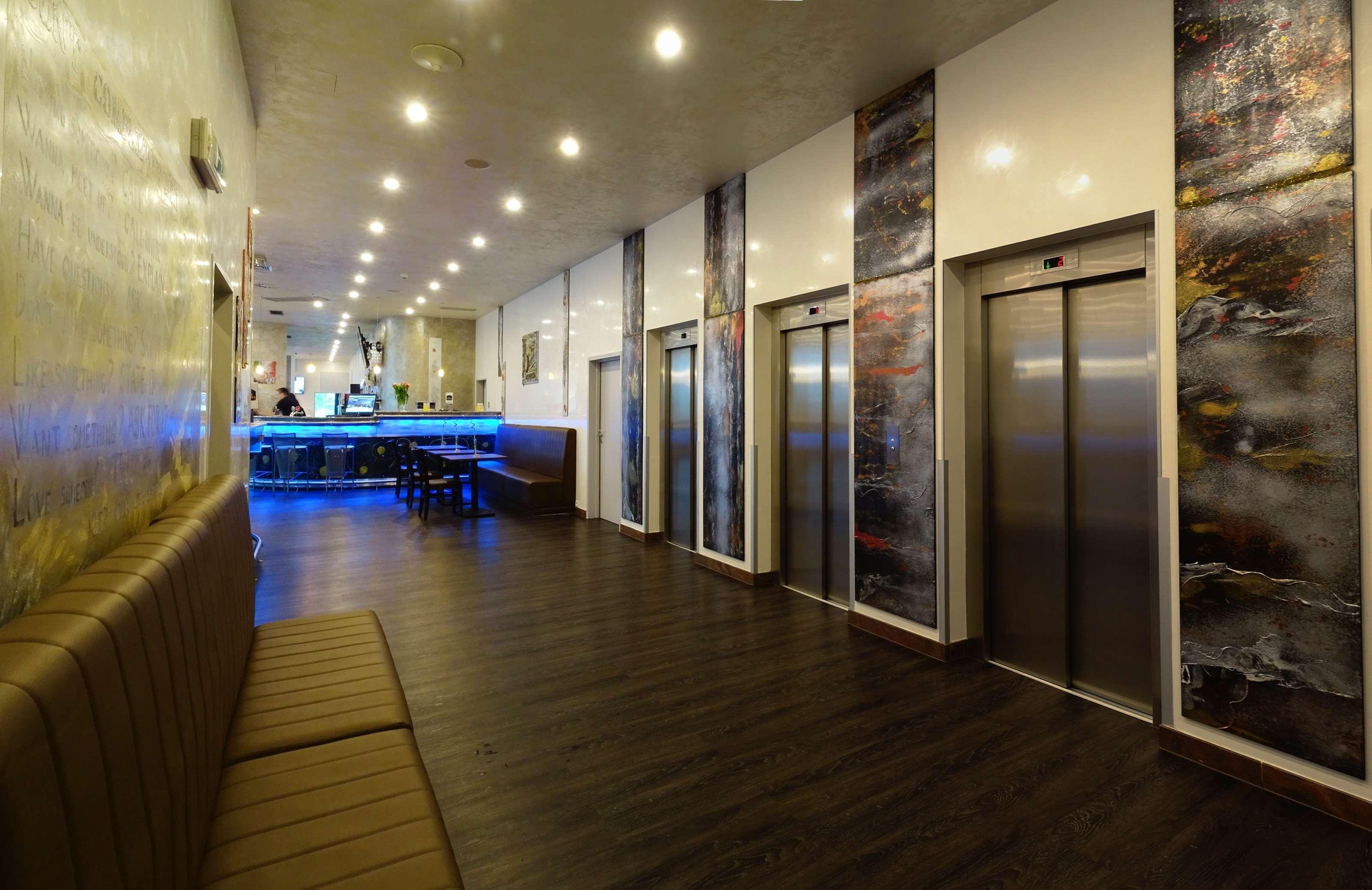 Amedia Express Prague, Trademark Collection By Wyndham Hotel 3*