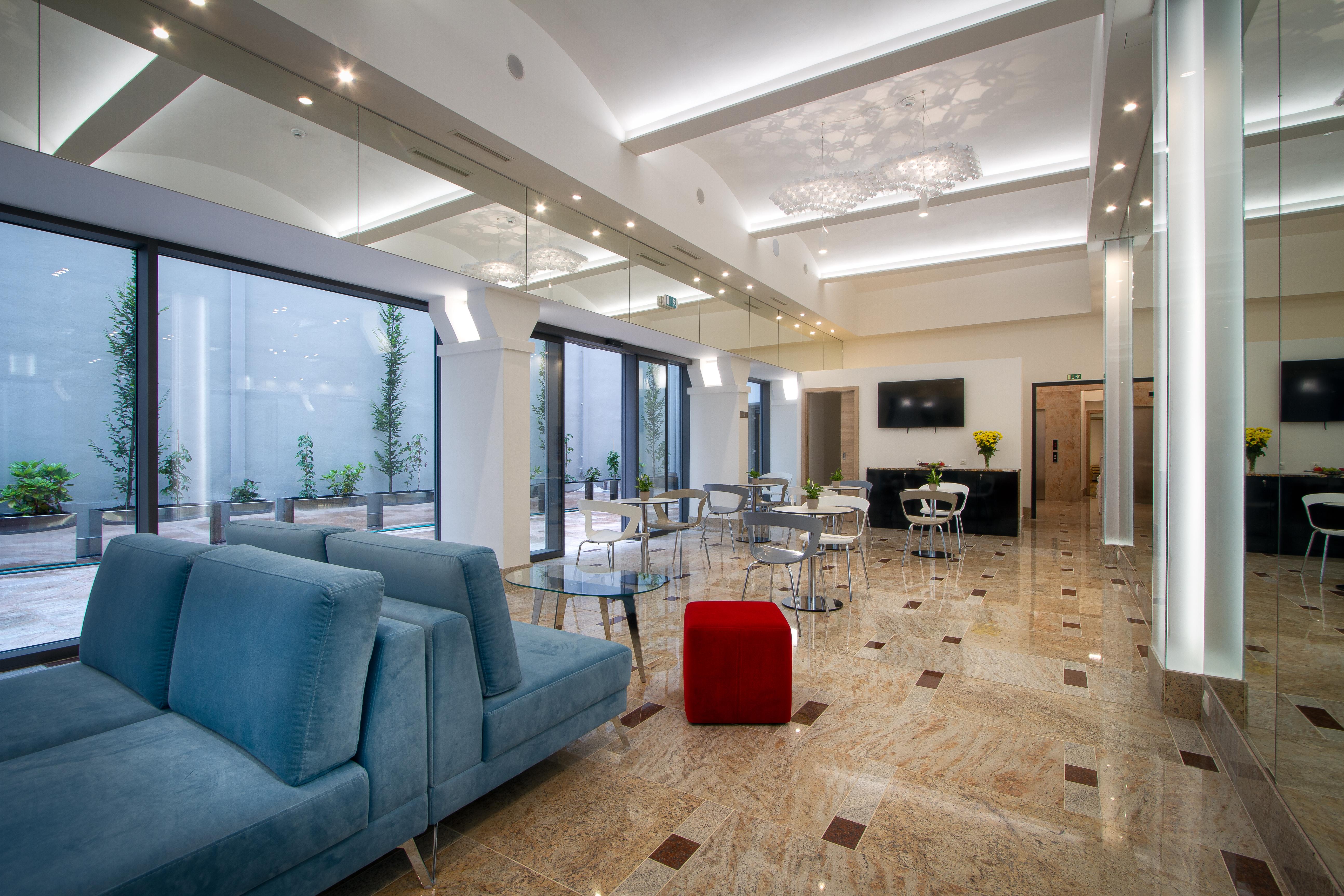 Hotel Western Premier Essence 4*