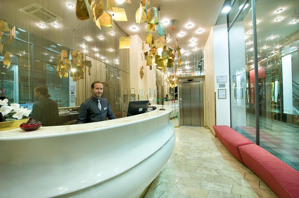 Ea Rokoko Hotel 4*