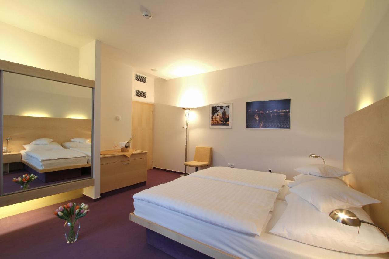 Hotel Dap 3*