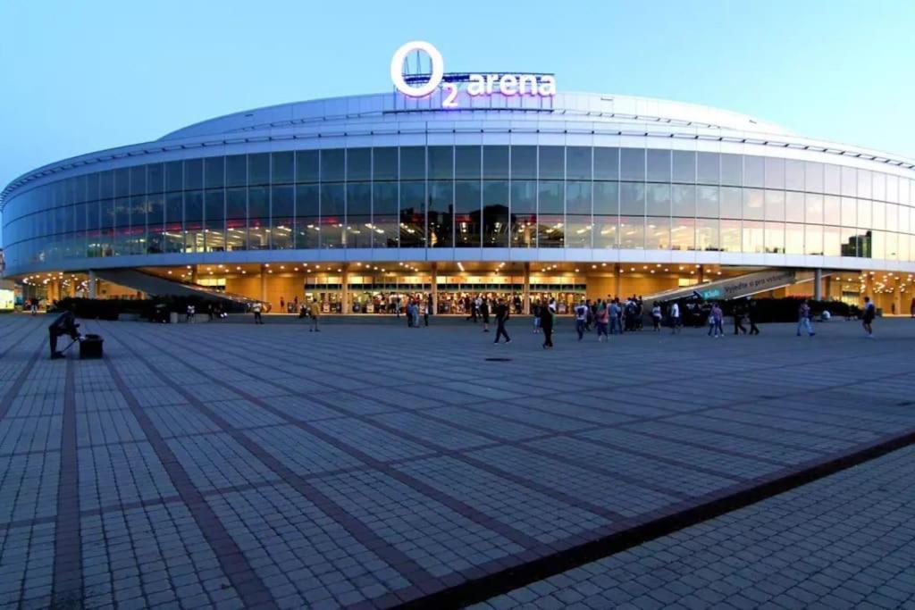 Honza O2 Arena Apartment *