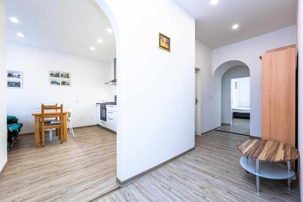 Americka 8 Apartment *