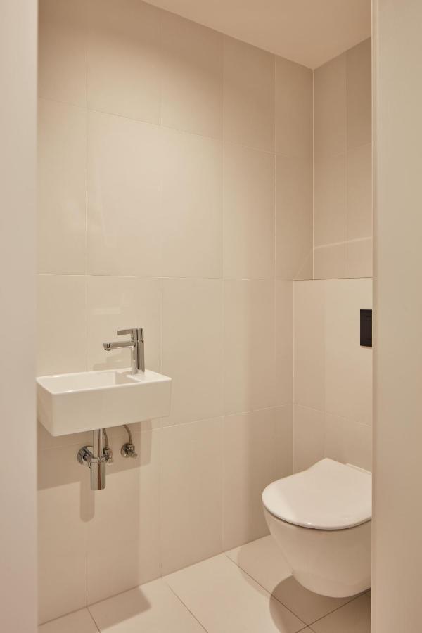 Apartment Days - Designer Apts - Garage - Terrace - Easy Access *