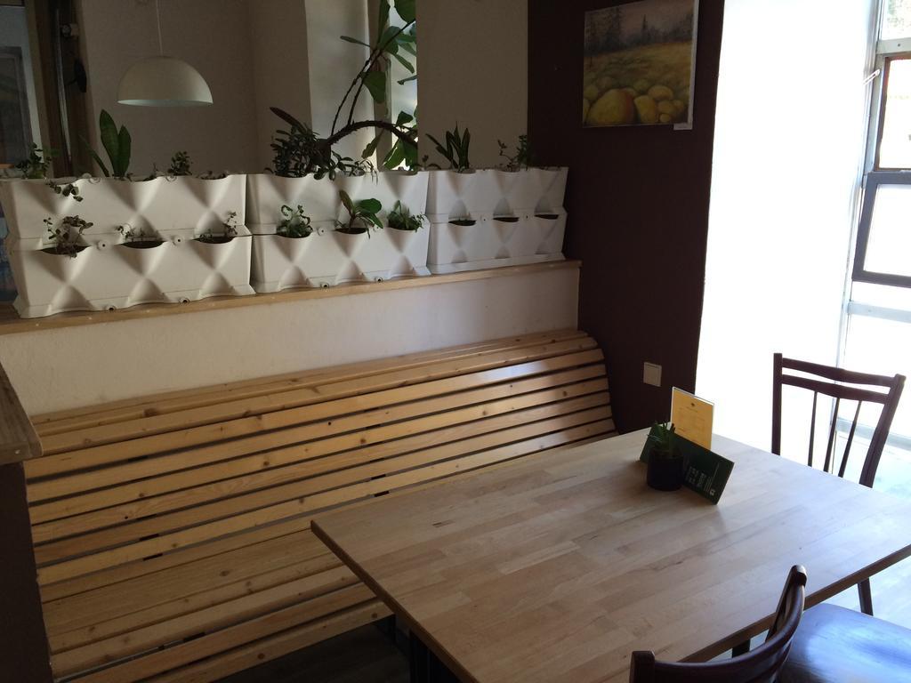 Hotell Charles Square 3*