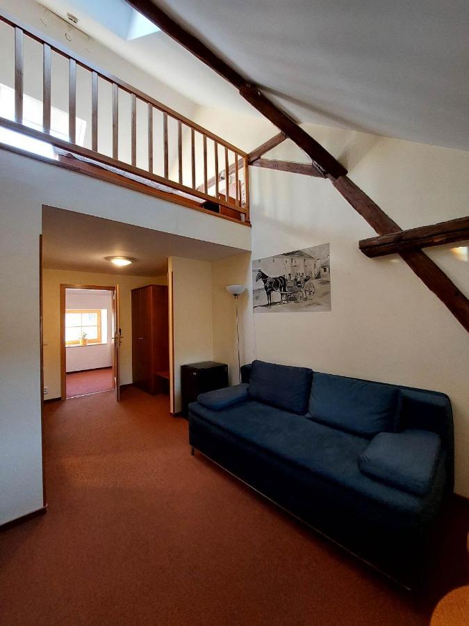 Certousy Hotel