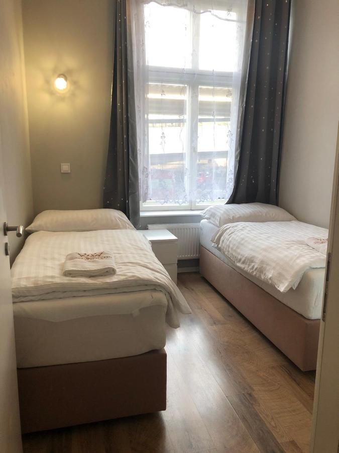 Apartment Cozy At Main Station Prag