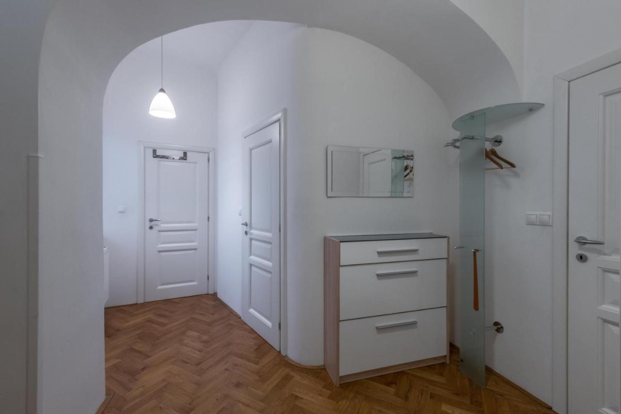 Carolinum Apartment