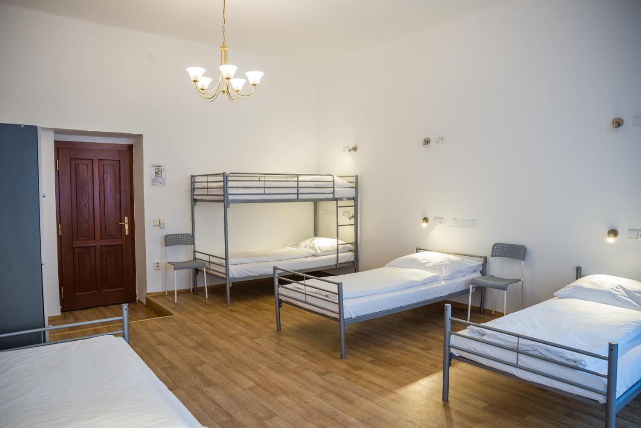 Hostel Little Quarter
