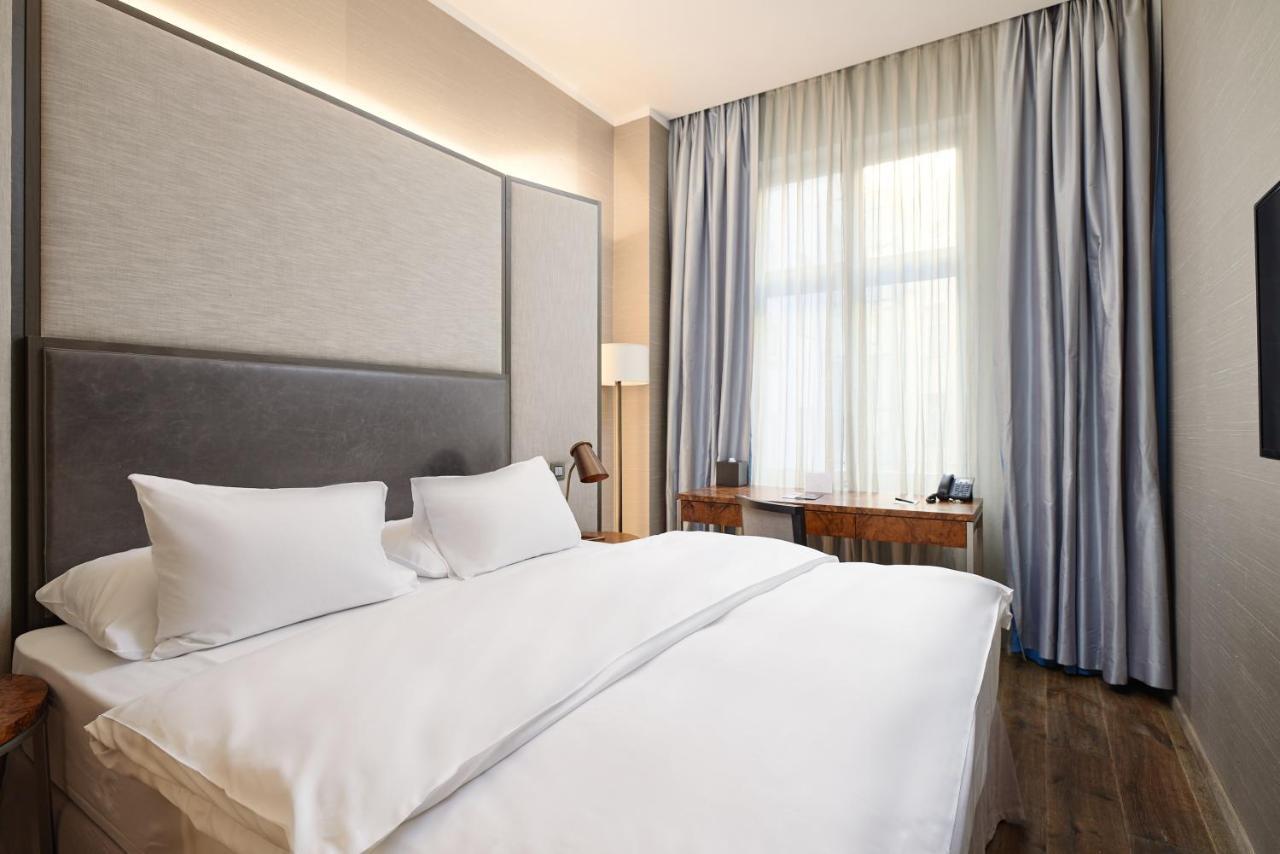 The Emblem - Preferred & 5* Prag