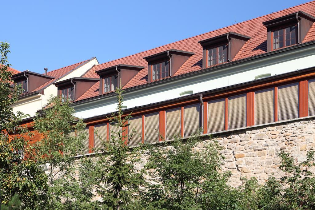 Hotel Chvalska Tvrz Prag