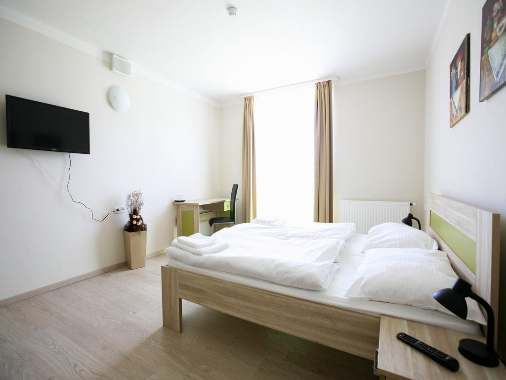 Hotell Nad Kralovnou & Restaurant Prag