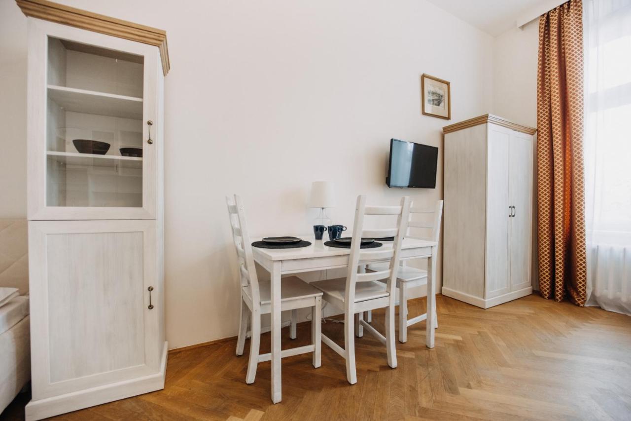 1 Exclusive Prague