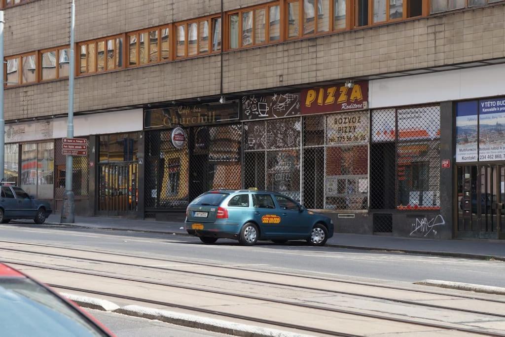 Apartment Fun + Easy In The Center Of Prague!