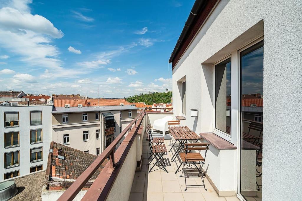 Apartmán Bright 2 Bed With Big Terrace By Tram