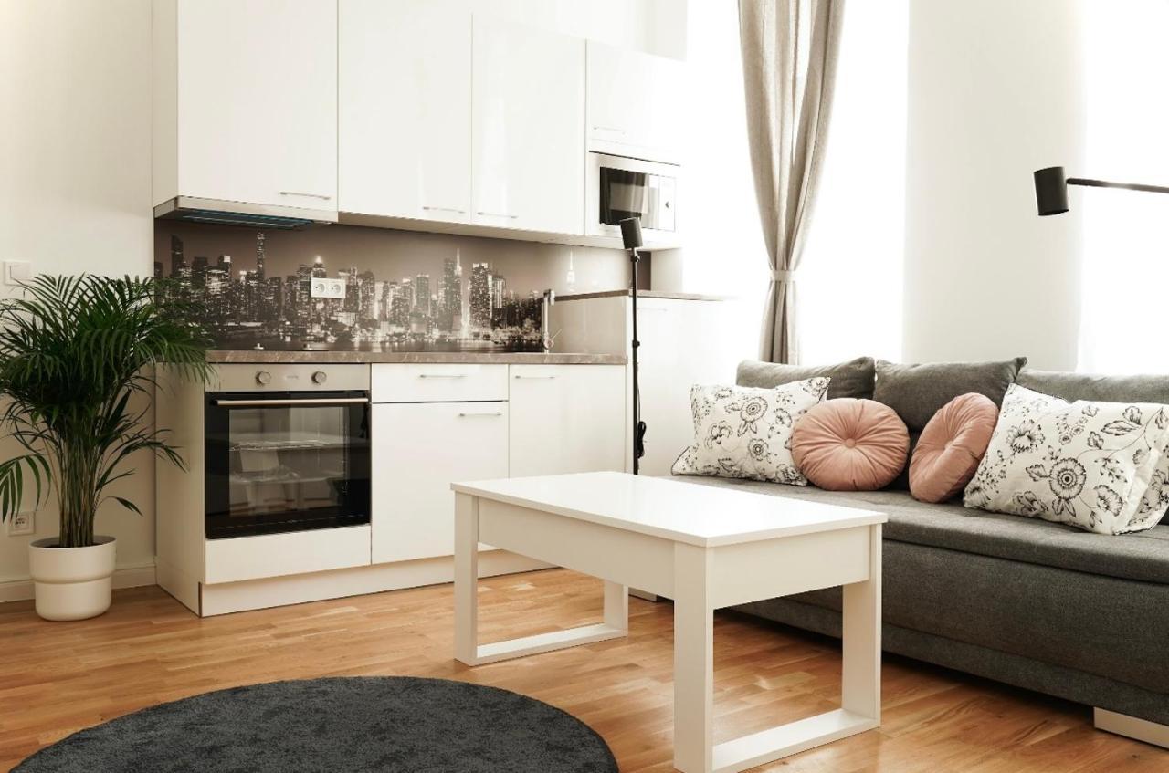 City Centre 1 309 Apartment