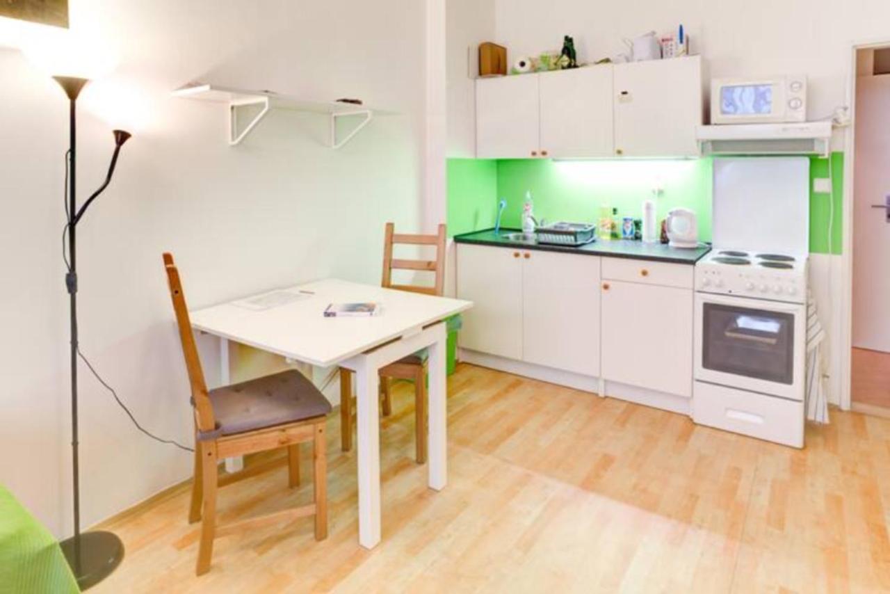 By The Center Apartment Prag
