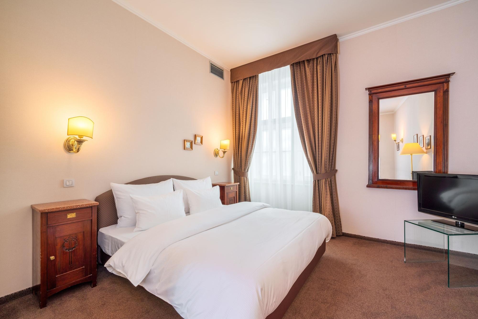 Hotel Bookquet 5*