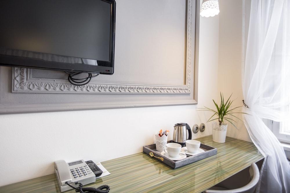 Miss Sophie's New Town&wellness Hotel