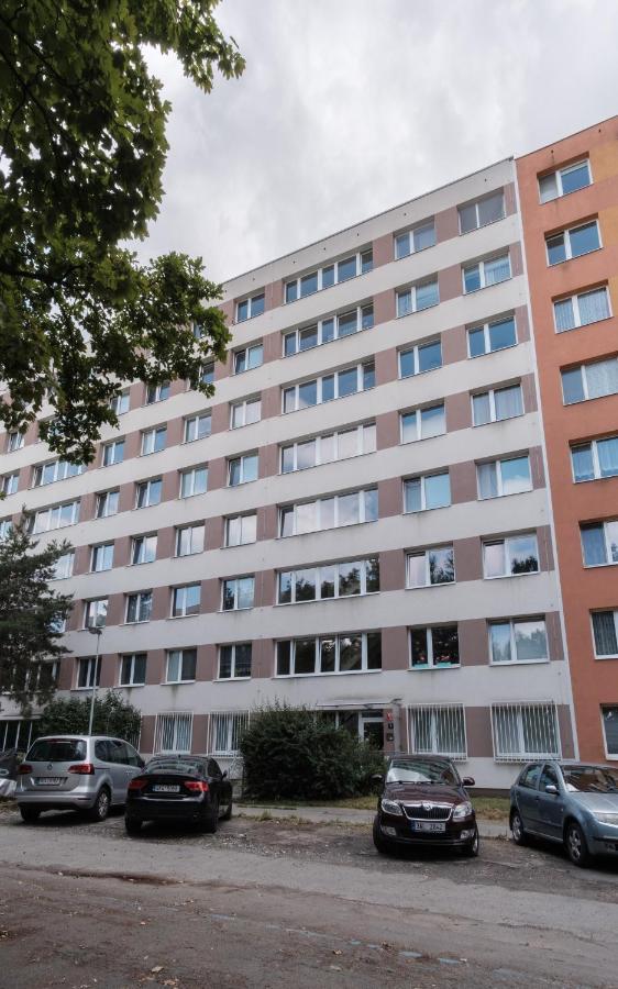 Days - Family W Balcony In Quiet Area Apartment Prag