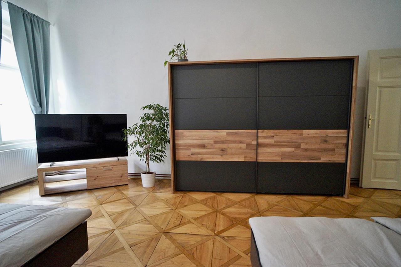 Apartment Truhlarska 4