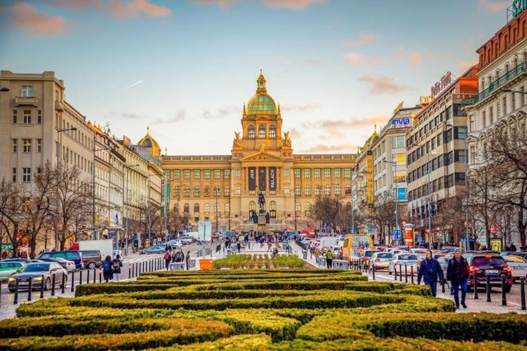Finnem Varnsdorfska * Prag