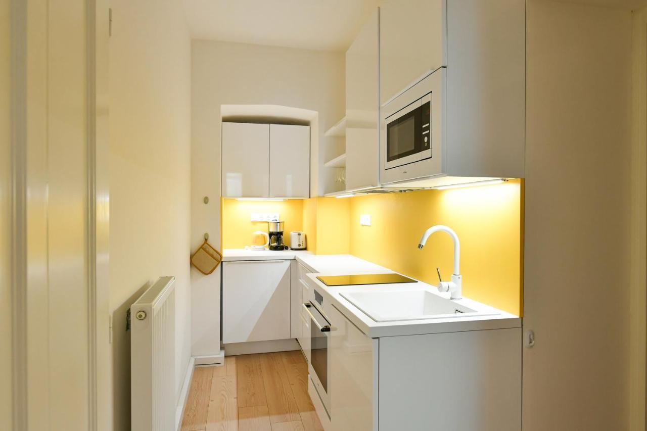 Kubelikova 32 Apartment *